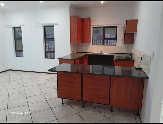 2 BEDROOM PROPERTY TO RENT IN SUNNYROCK